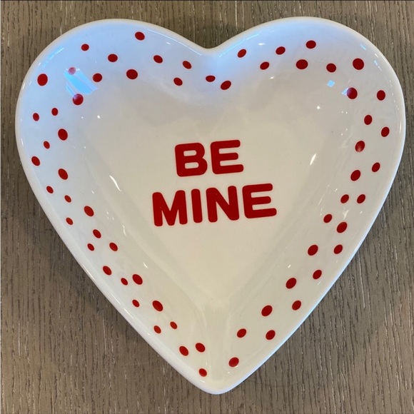 Be Mine Valentine’s Heart Dish ❤️ - Picture 1 of 2